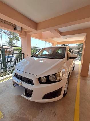 CHEVROLET SONIC 1.6 LT 16V FLEX 4P MANUAL CHEVROLET SONIC 1.6 LT 16V FLEX 4P MANUAL